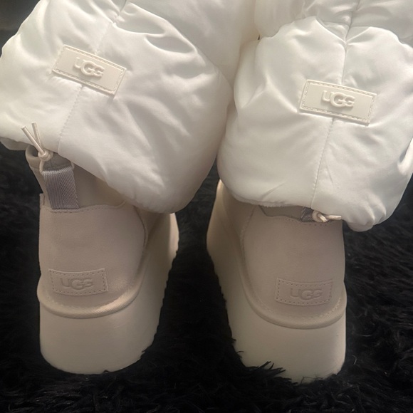 UGG Women's White Puffer Boots - Picture 4 of 5